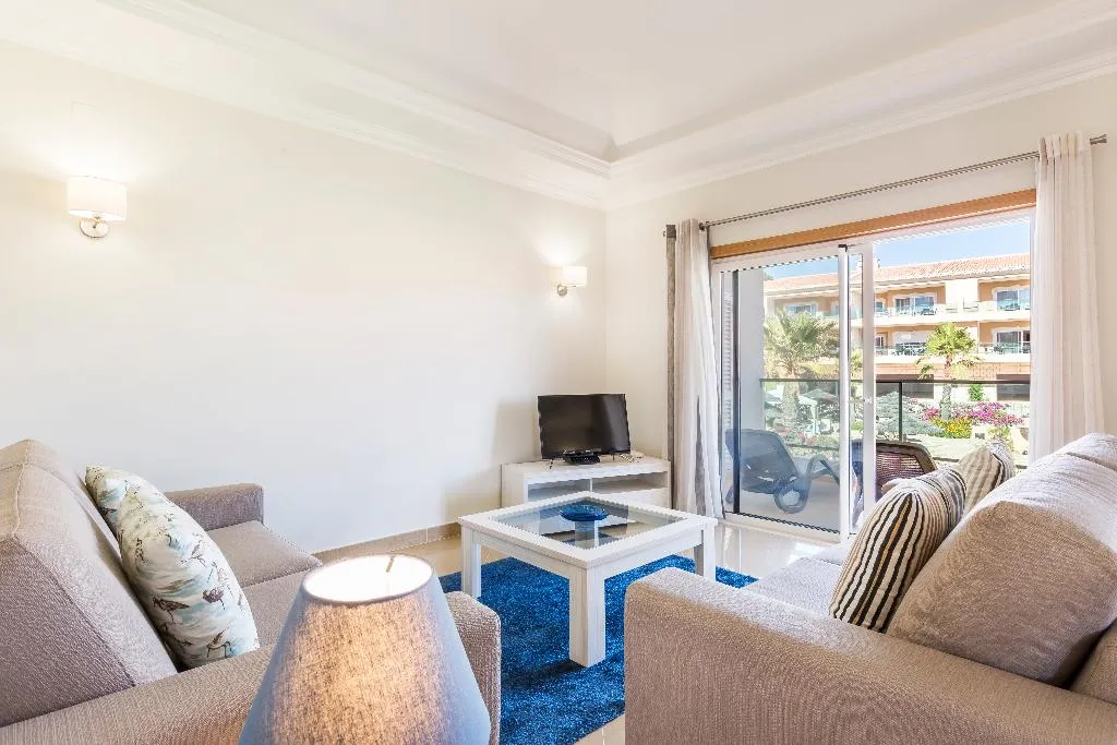 APARTMENT TWO BEDROOMS Room, Lakeside Country Club, Algarve