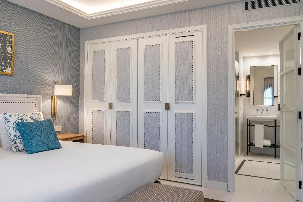 JUNIOR SUITE DELUXE Room, Vincci Molviedro, Seville