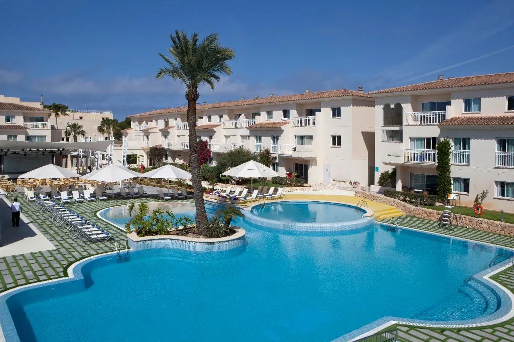 Pool, Aparthotel Isla de Cabrera, Majorca