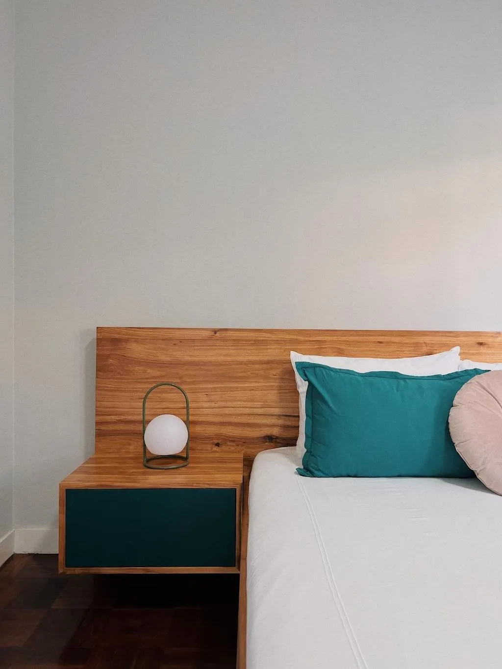Room, Luna House, Lisbon
