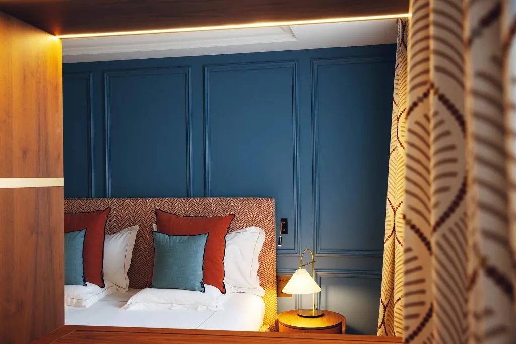 SUITE ONE BED Room, Eight Hotel Portofino, Cagliari