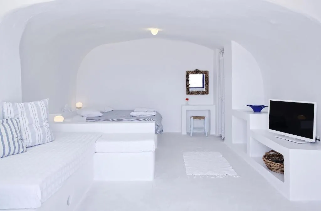 Room, Aghios Artemios Traditional Houses, Santorini