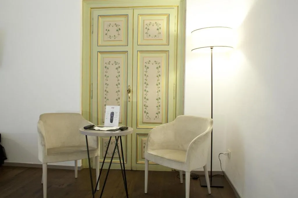 Room, Piazza Farnese Luxury Suites, Rome