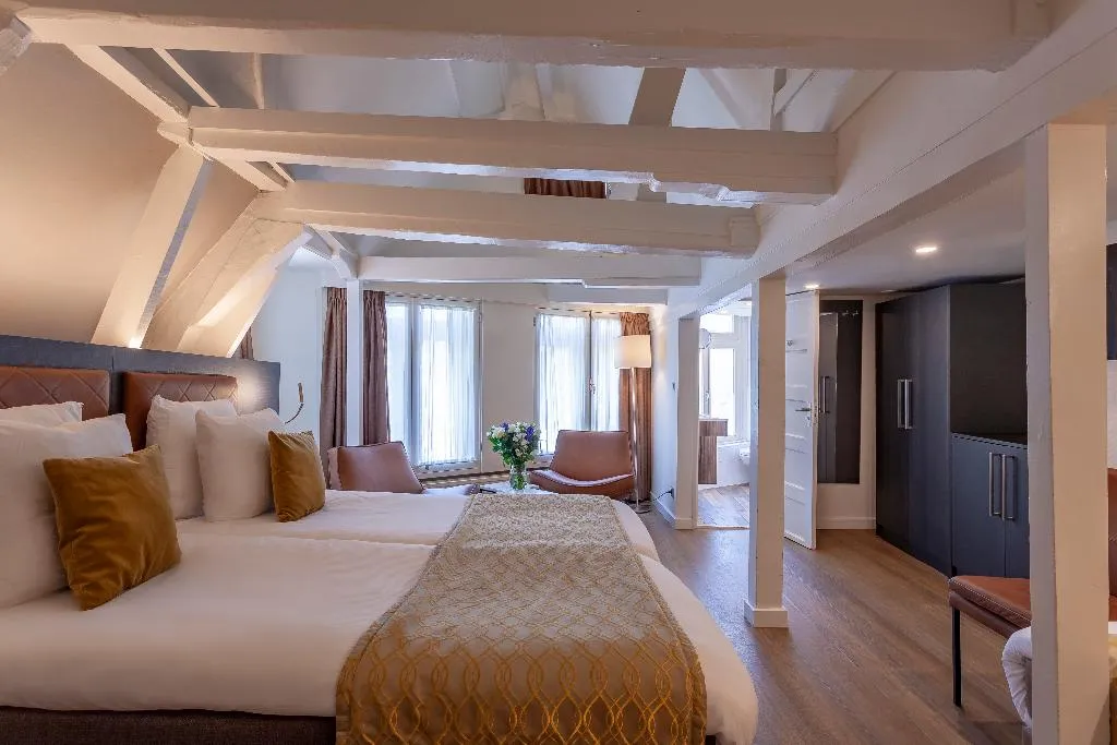 TRIPLE STANDARD Room, Avenue, Amsterdam