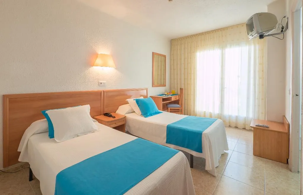 Double or Twin STANDARD Room, Checkin Pineda, Costa Brava