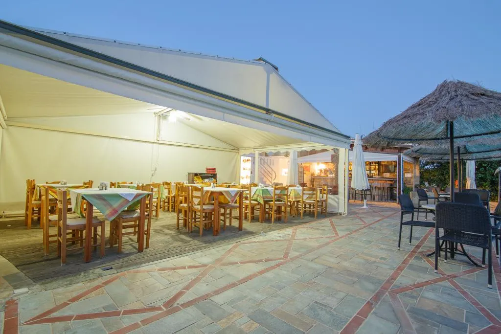 Restaurant, Elpida Apartments, Crete