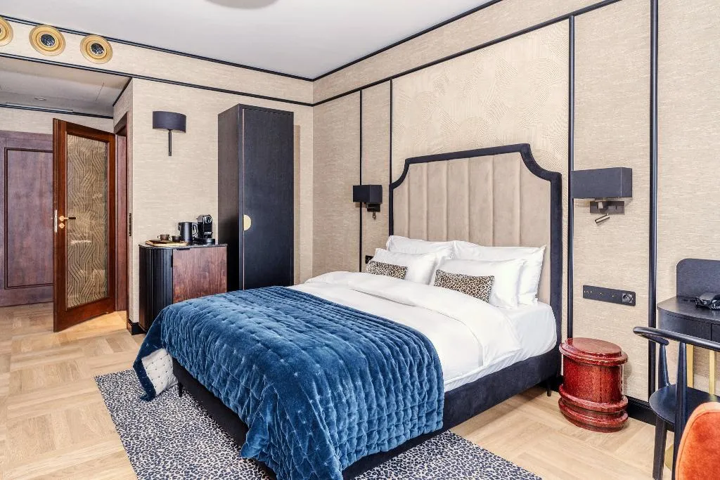 DOUBLE DELUXE ONE BED Room, Hotel Experior Boutique, Krakow