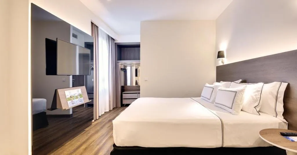 Double or Twin PREMIUM Room, Melia Madrid Serrano, Madrid
