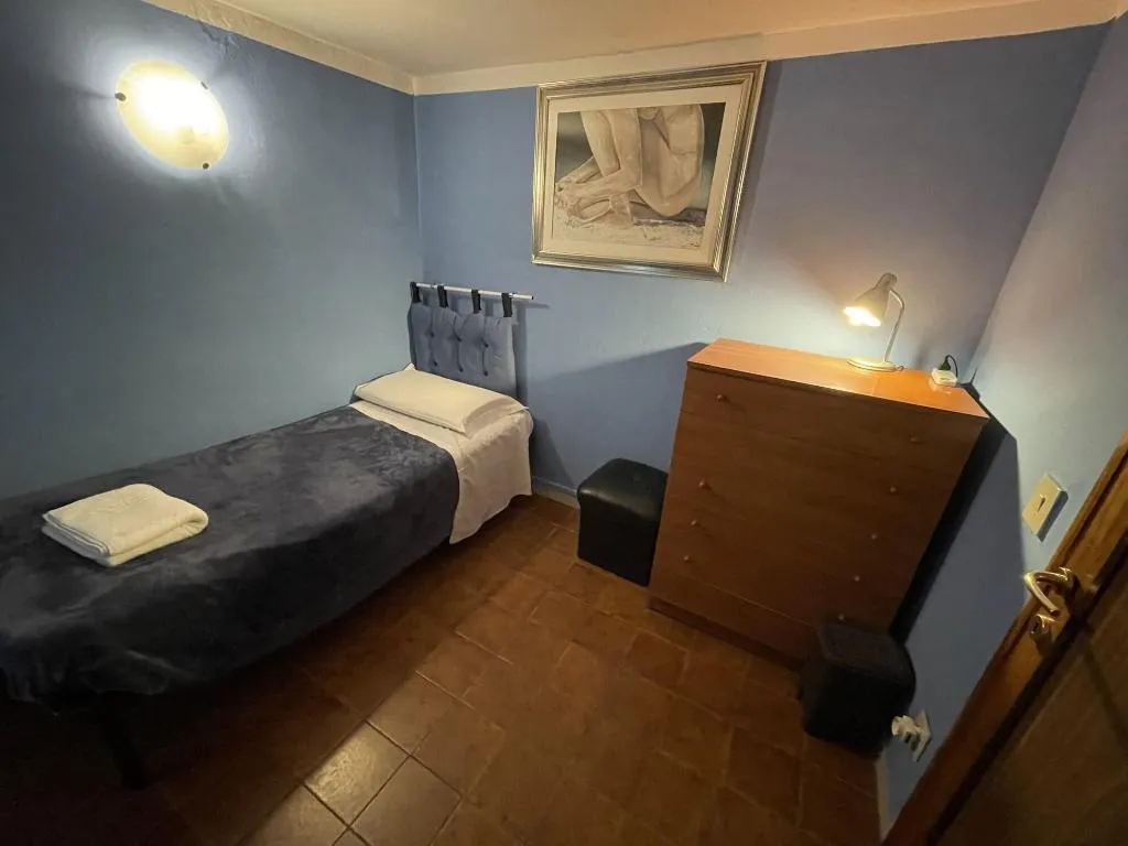 Room, Grey's House, Venice