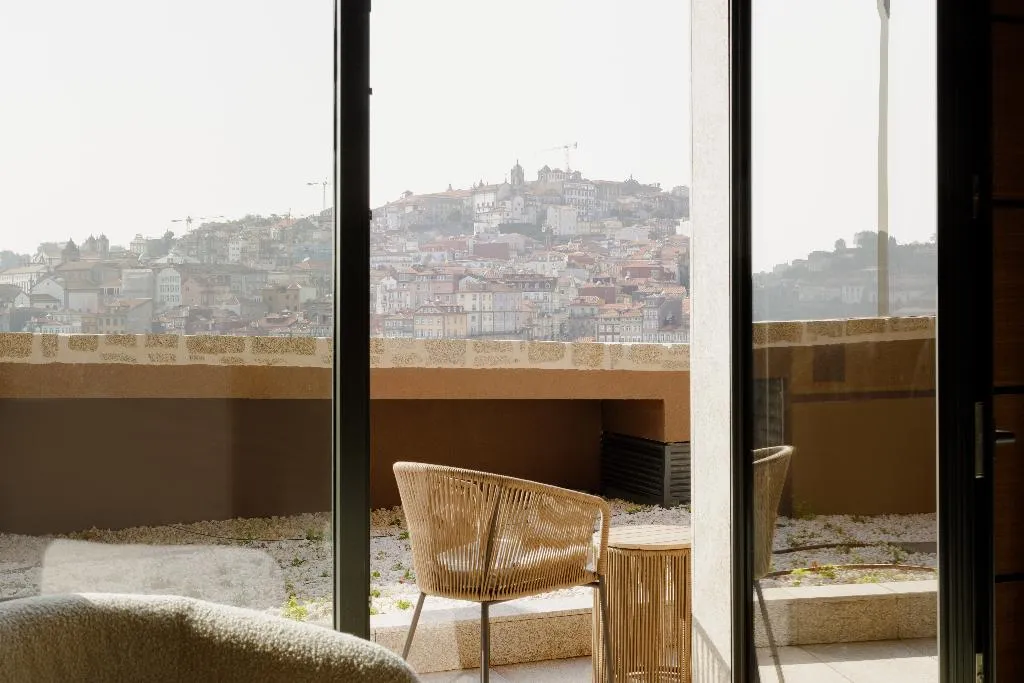 JUNIOR SUITE PREMIUM WITH VIEWS Room, Porto River Soul Hotel, Porto