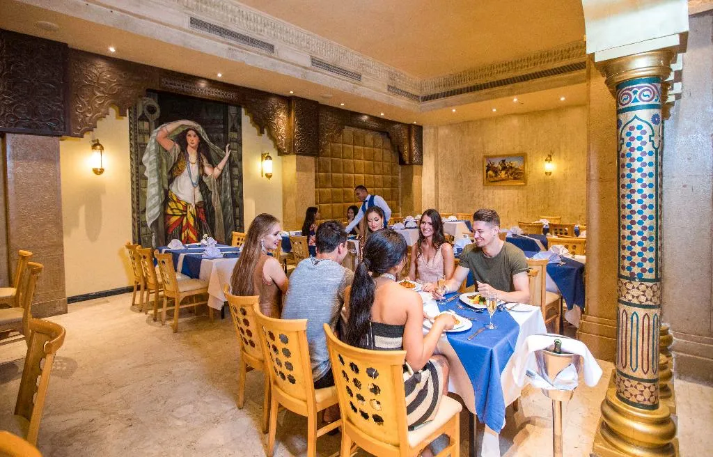 Restaurant, Sunrise Garden Beach Resort, Red Sea Riviera