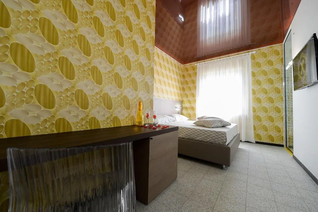 Room, X Hotel, Naples