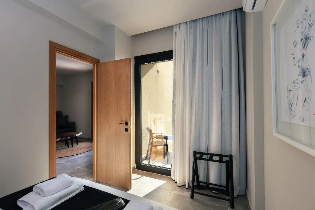 SUITE SUPERIOR TWO DOUBLE BEDS Room, Chapter 02 Gallery Suites, Crete
