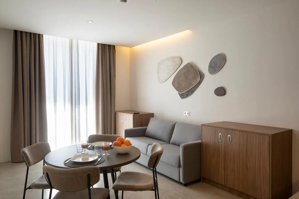 APARTMENT CAPACITY 3 ONE BEDROOM Room, Dau Studios, Valencia