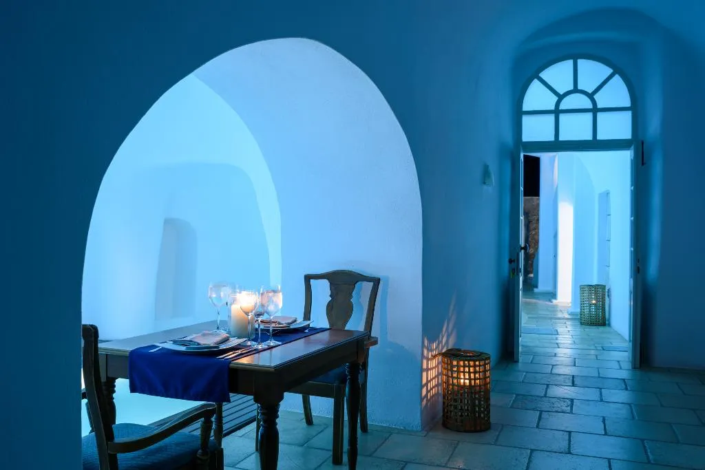 Restaurant, Nefeles Luxury Suites, Santorini