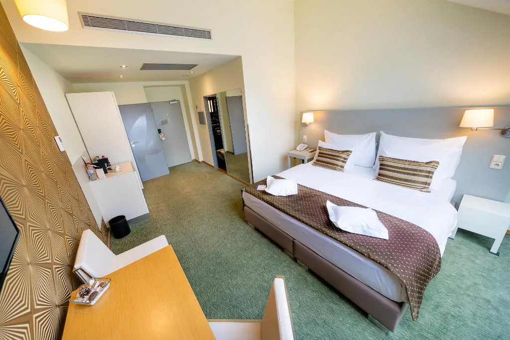 JUNIOR SUITE SUPERIOR Room, Grandium Hotel Prague, Prague