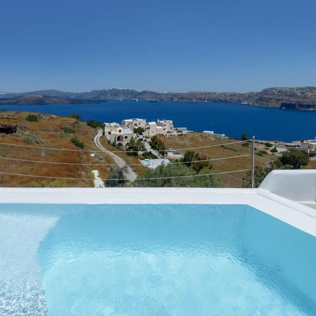 SUITE HONEYMOON Room, Earino Suites and Villas, Santorini