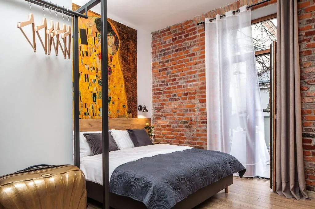 Room, Art & Garden Residence, Krakow