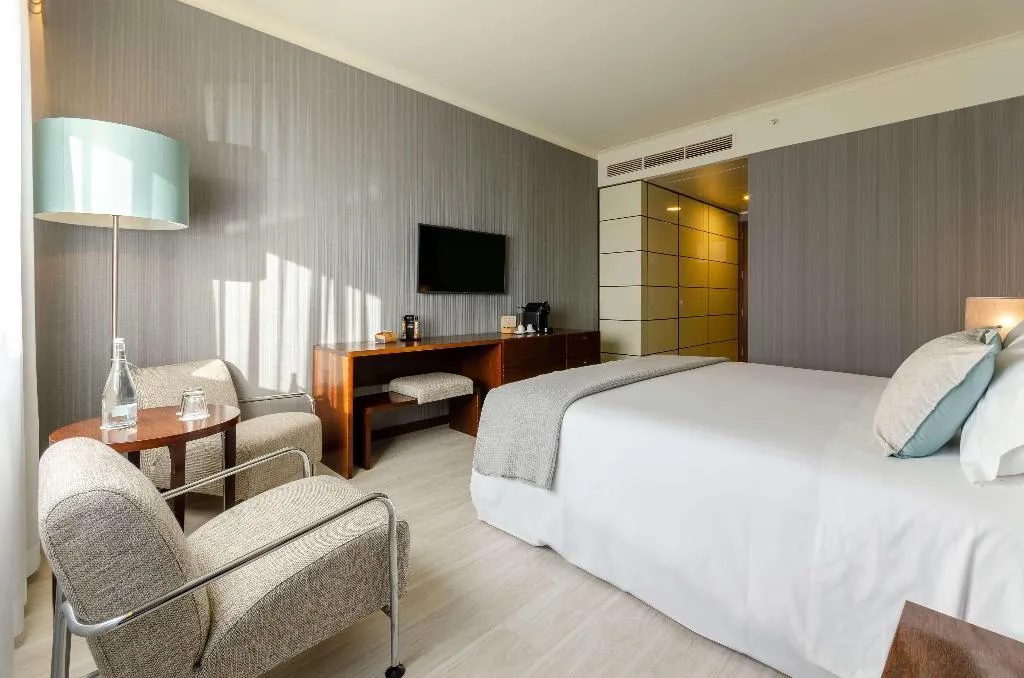 Room, Olissippo Oriente, Lisbon