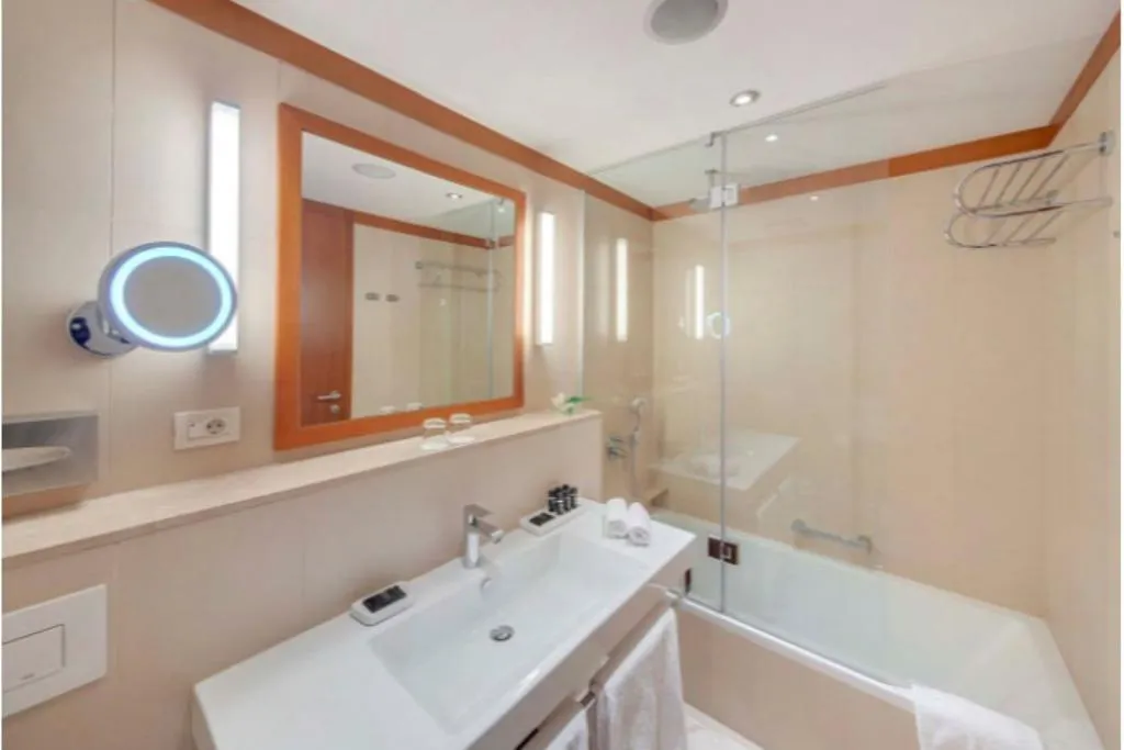 DOUBLE CLASSIC WITH BALCONY Room, President Hotel 5*, Valamar Collection, Dubrovnik