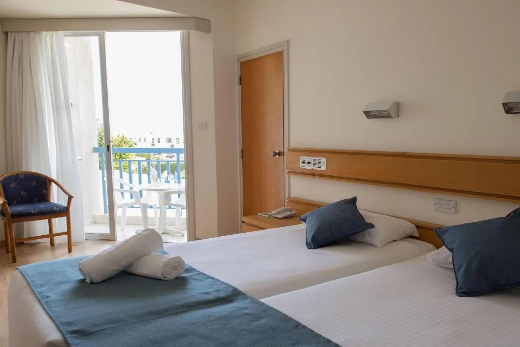 SINGLE POOL VIEW Room, Kissos hotel, Cyprus