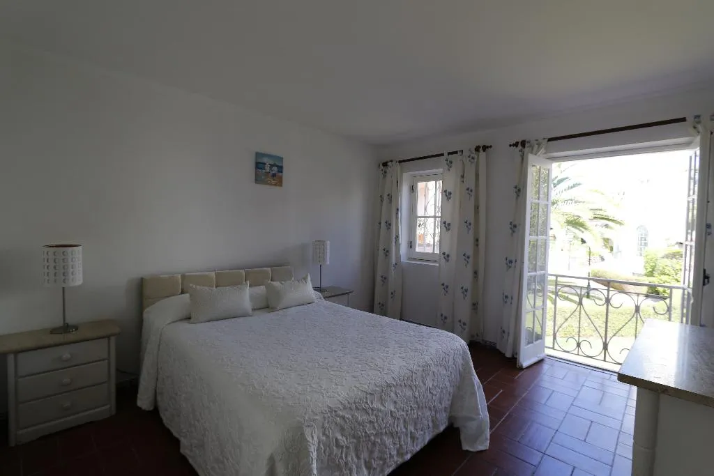 APARTMENT THREE BEDROOMS Room, Apartamentos The Old Village by Village 4u, Algarve