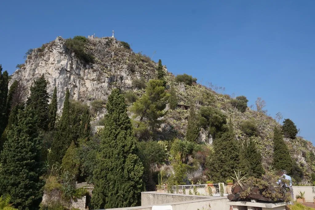 General view, Mediterranee Hotel, Taormina