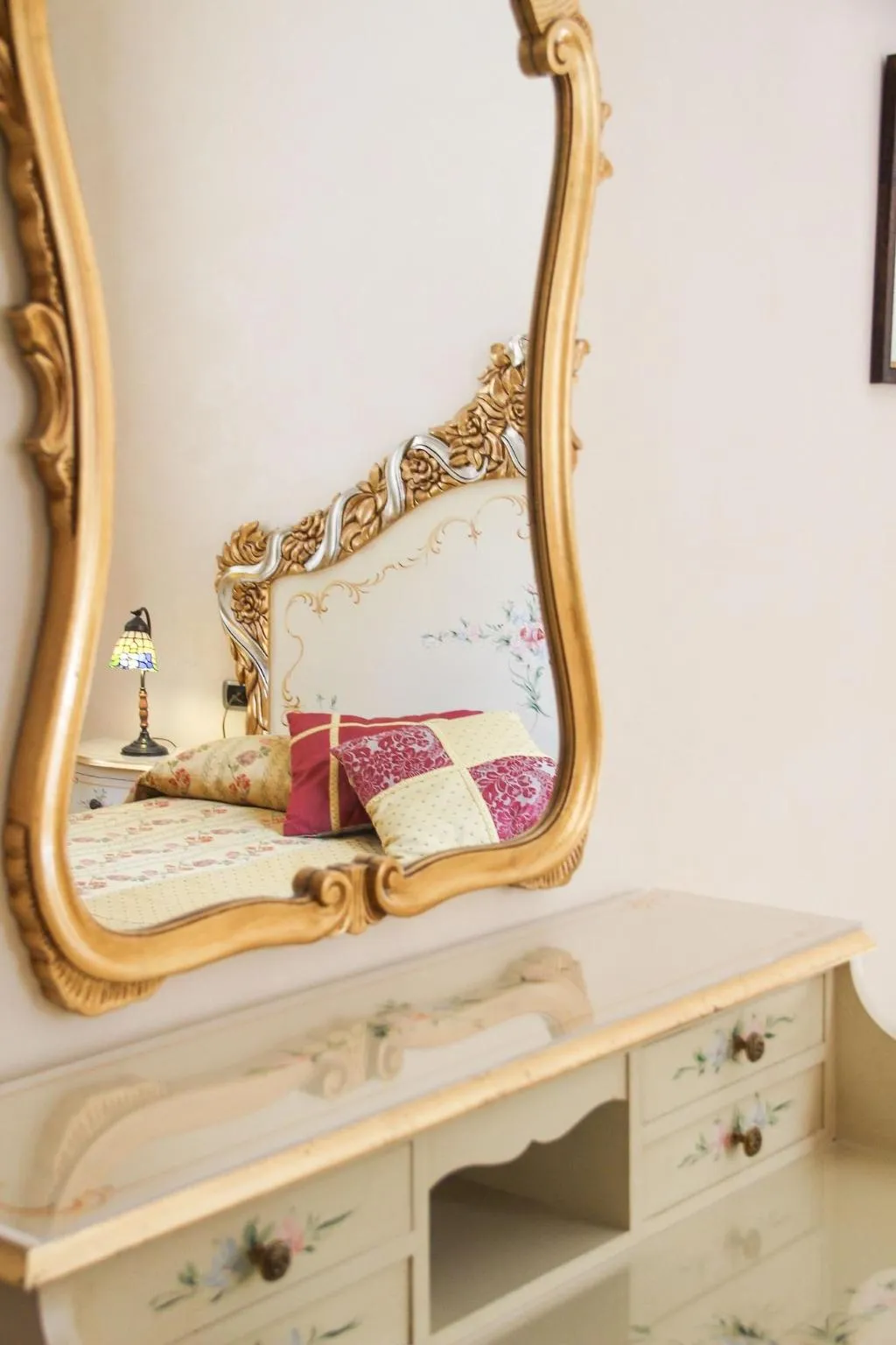Room, Angeles Inn, Venice