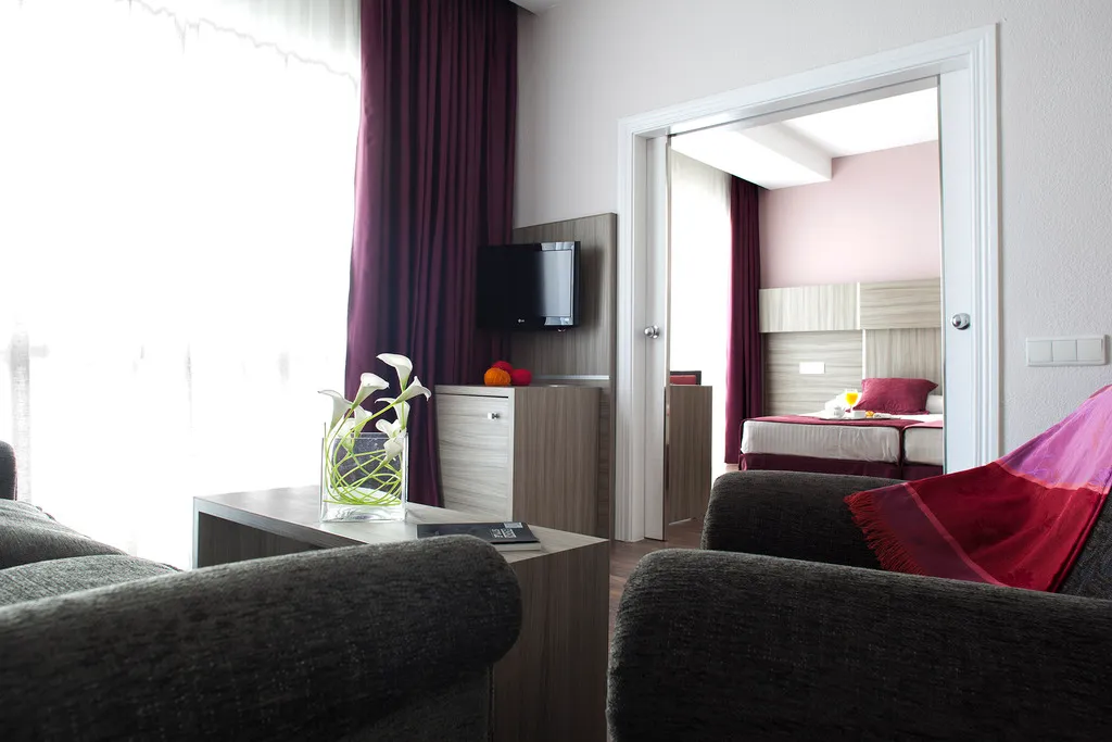 JUNIOR SUITE STANDARD Room, Serrano, Madrid