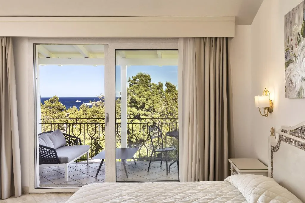 JUNIOR SUITE STANDARD Room, Grand Hotel In Porto Cervo, Olbia