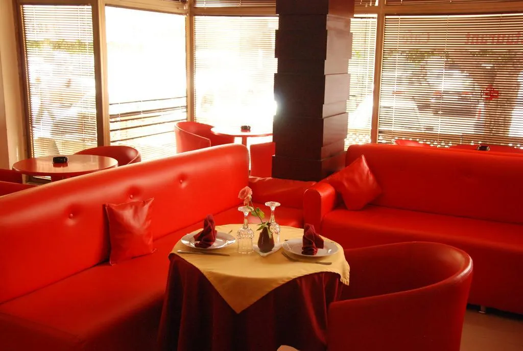 Restaurant, New Farah Hotel, Agadir