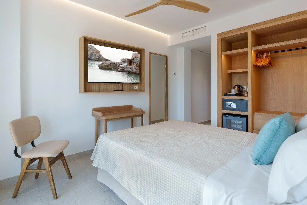 SINGLE STANDARD Room, Bellamar, Ibiza