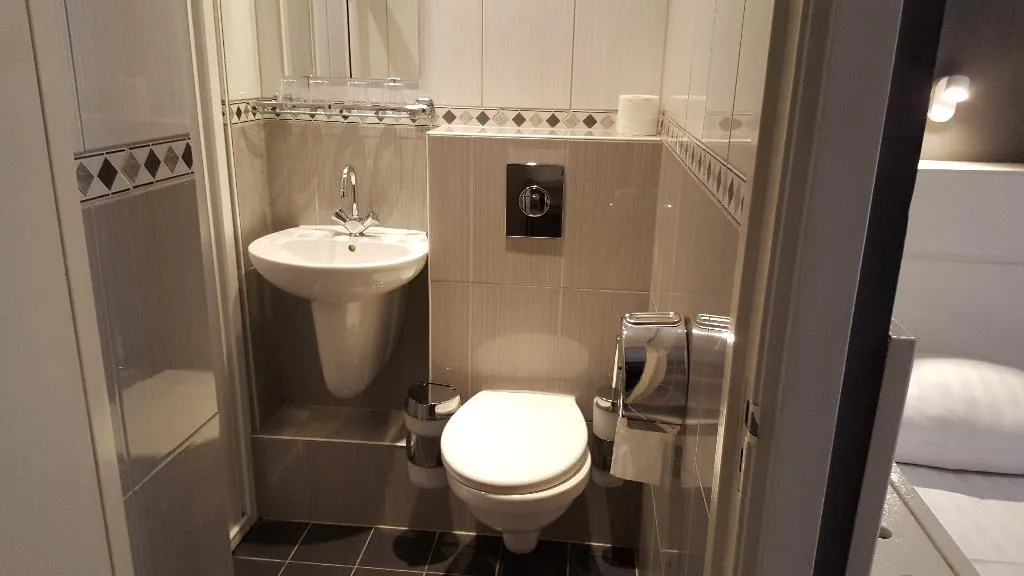 TRIPLE STANDARD Room, Hotel Old Quarter, Amsterdam