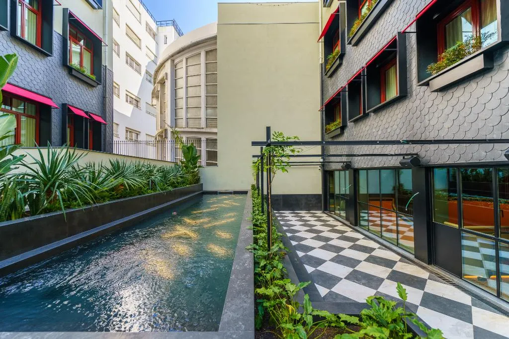 Pool, The Editory Boulevard Aliados Hotel, Porto
