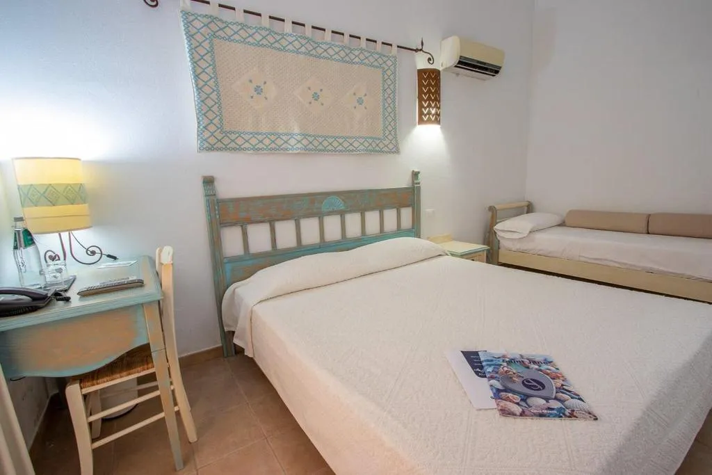 Room, Alma Resort, Cagliari