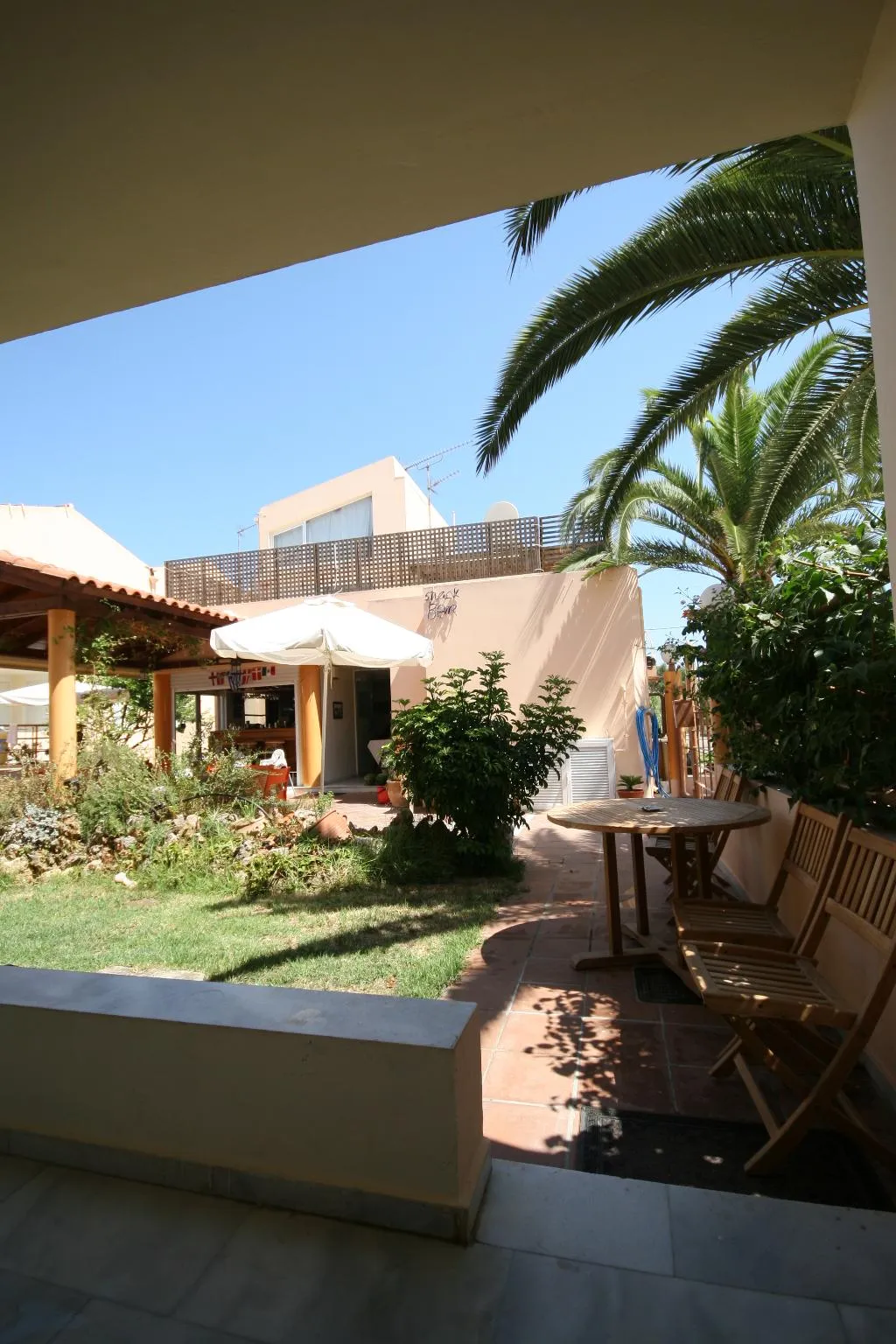 Terrace, Elma's Dream Apartments, Crete