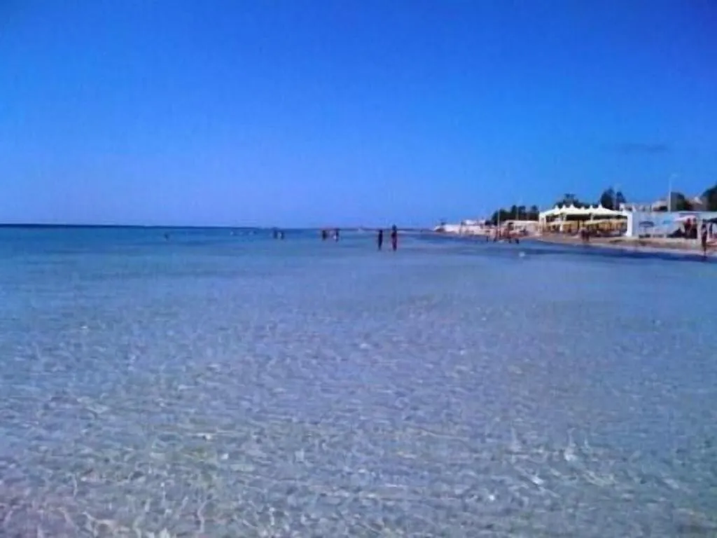 Beach, d'Angelo Palace, Palermo