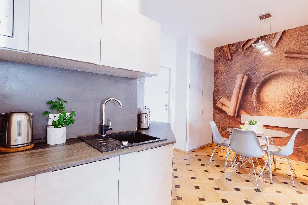 APARTMENT CAPACITY 6 TWO BEDROOMS Room, 4Seasons Apartments Cracow, Krakow
