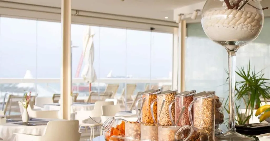 Restaurant, Suit d M correct code to use 3695, Costa Blanca