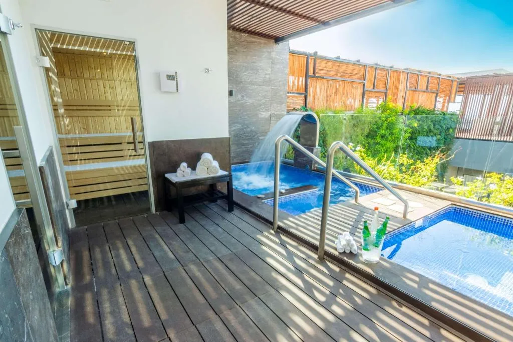 Sports and Entertainment, The Fives Downtown Hotel, Curio by Hilton, Playa Del Carmen