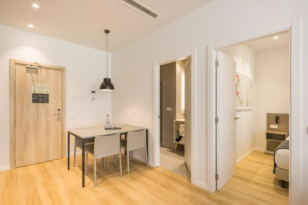 APARTMENT ONE BEDROOM Room, Mon Suites Jardin de Ayora, Valencia