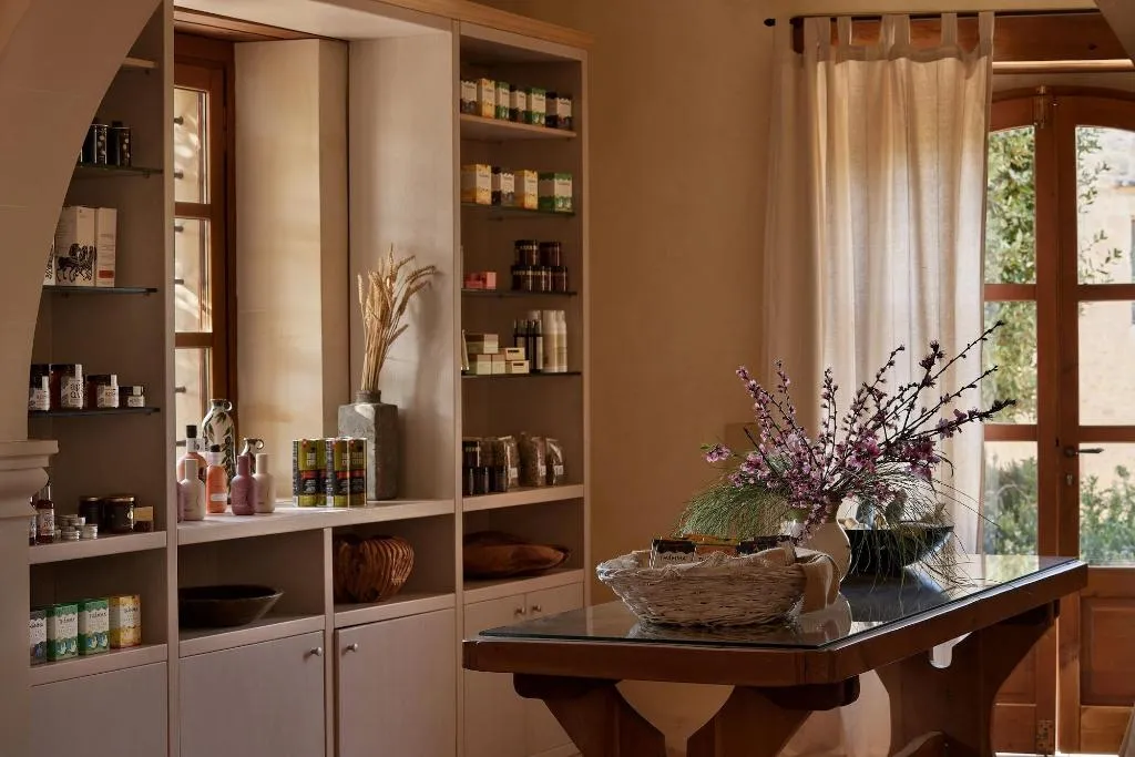 Lobby, Kapsaliana Village Hotel, Crete