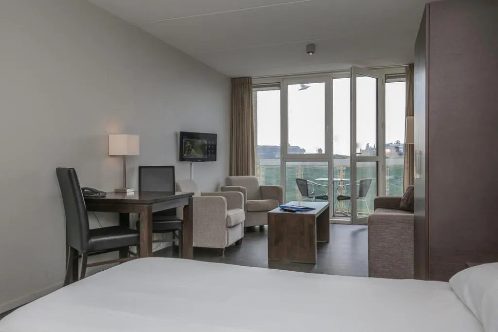 DOUBLE WITH BALCONY Room, Fletcher Hotel-Restaurant Zeeduin, Amsterdam