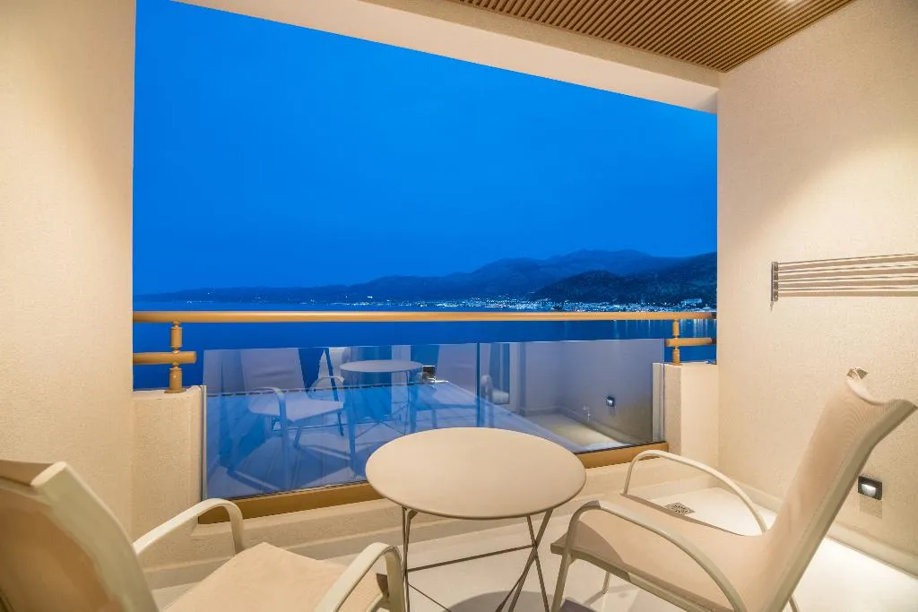 Double or Twin PREMIUM SEA VIEW Room, Horizon Beach Hotel, Crete