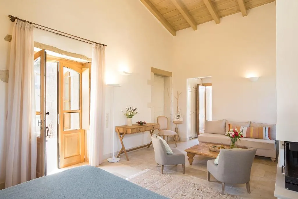 Room, Kapsaliana Village Hotel, Crete