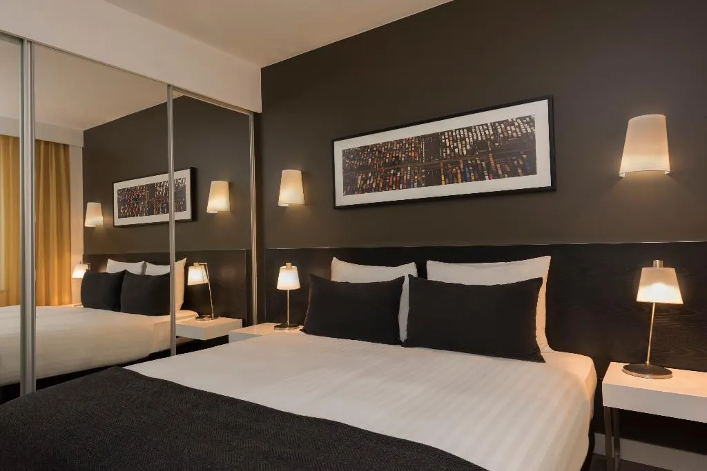 DOUBLE ONE BEDROOM Room, Adina Apartment Hotel Berlin Hackescher Markt, Berlin