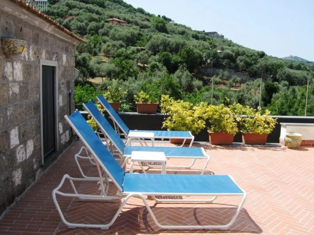 Terrace, Agriturismo Il Convento, Naples