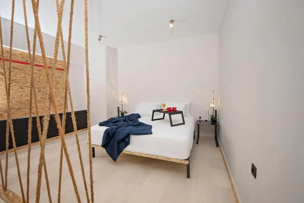 Room, Piraeus Premium Suites, Athens