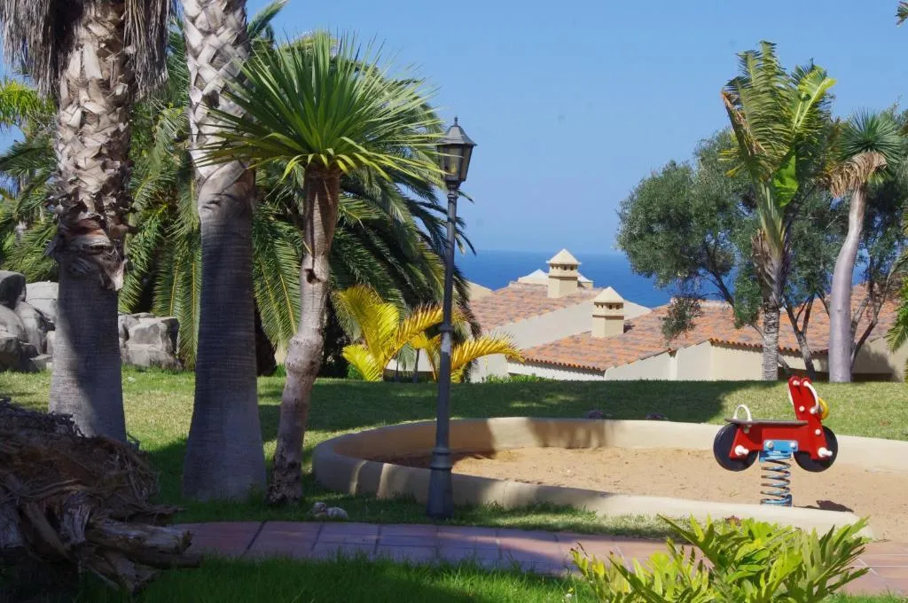 Sports and Entertainment, Playa los Roques Apartamentos, Tenerife
