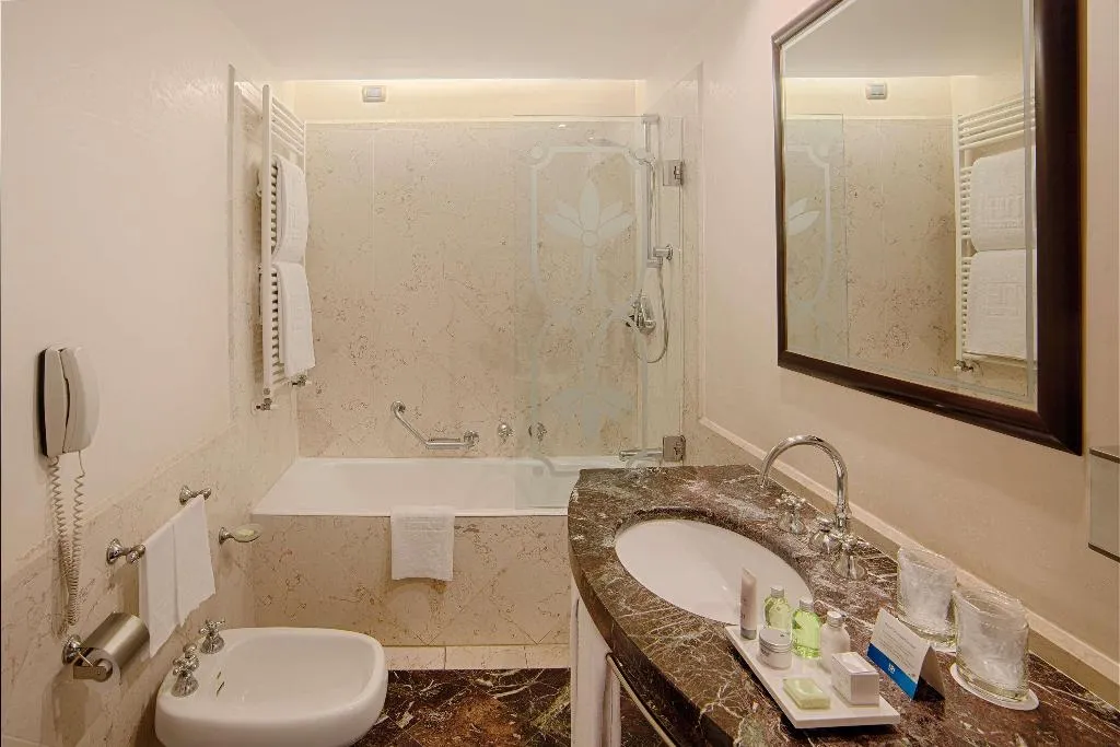 Room, NH Palermo, Palermo